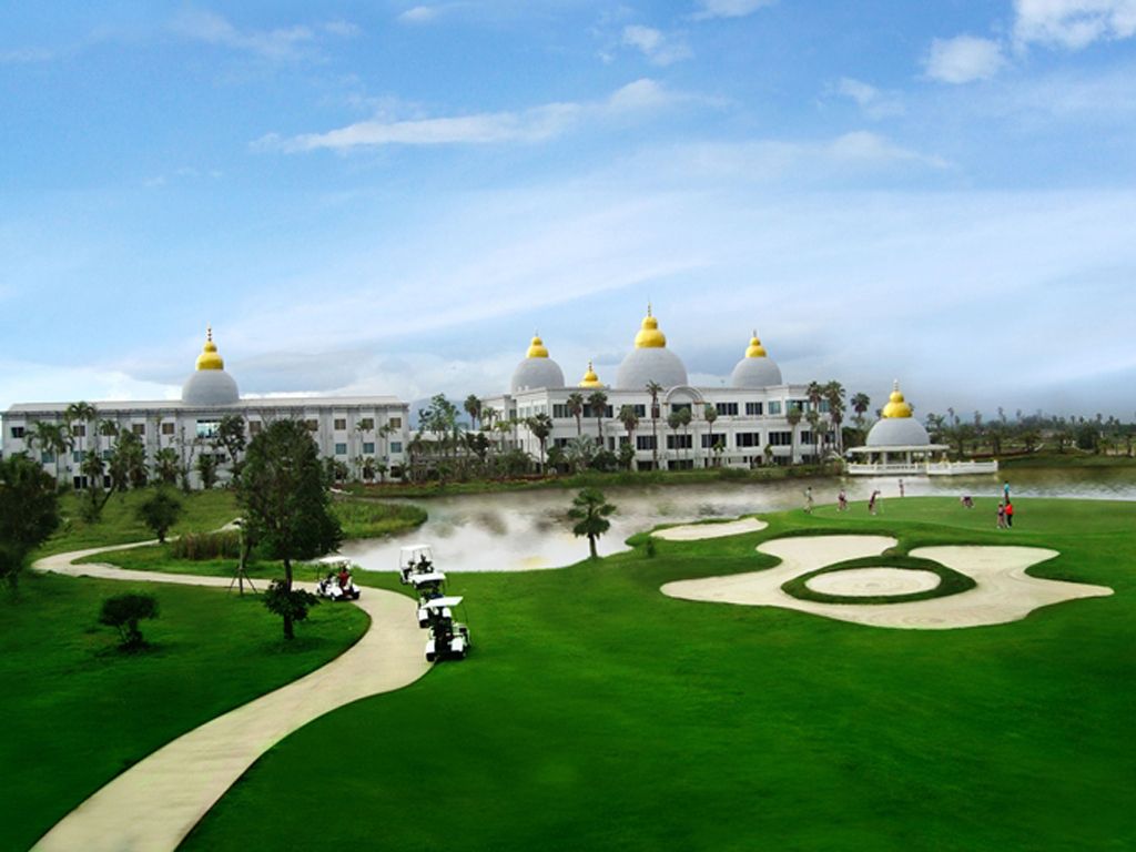 Gassan Panorama Golf & Resort